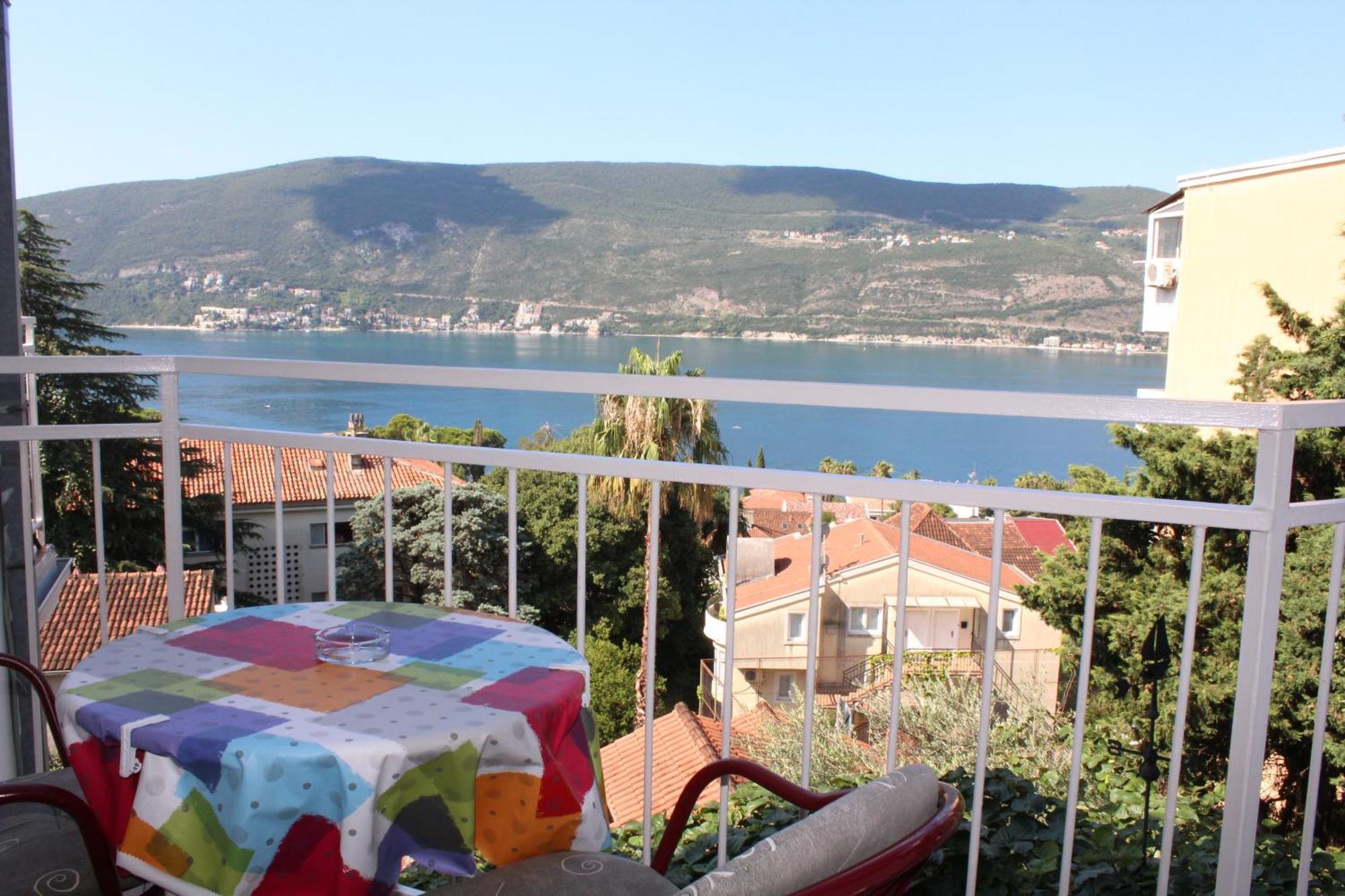 Guest House Tomanovic Herceg Novi Phòng bức ảnh