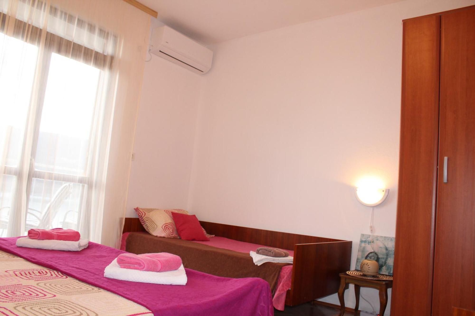 Guest House Tomanovic Herceg Novi Phòng bức ảnh
