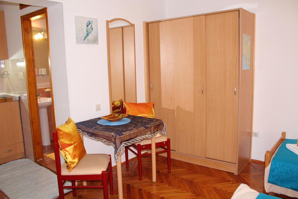 Guest House Tomanovic Herceg Novi Ngoại thất bức ảnh