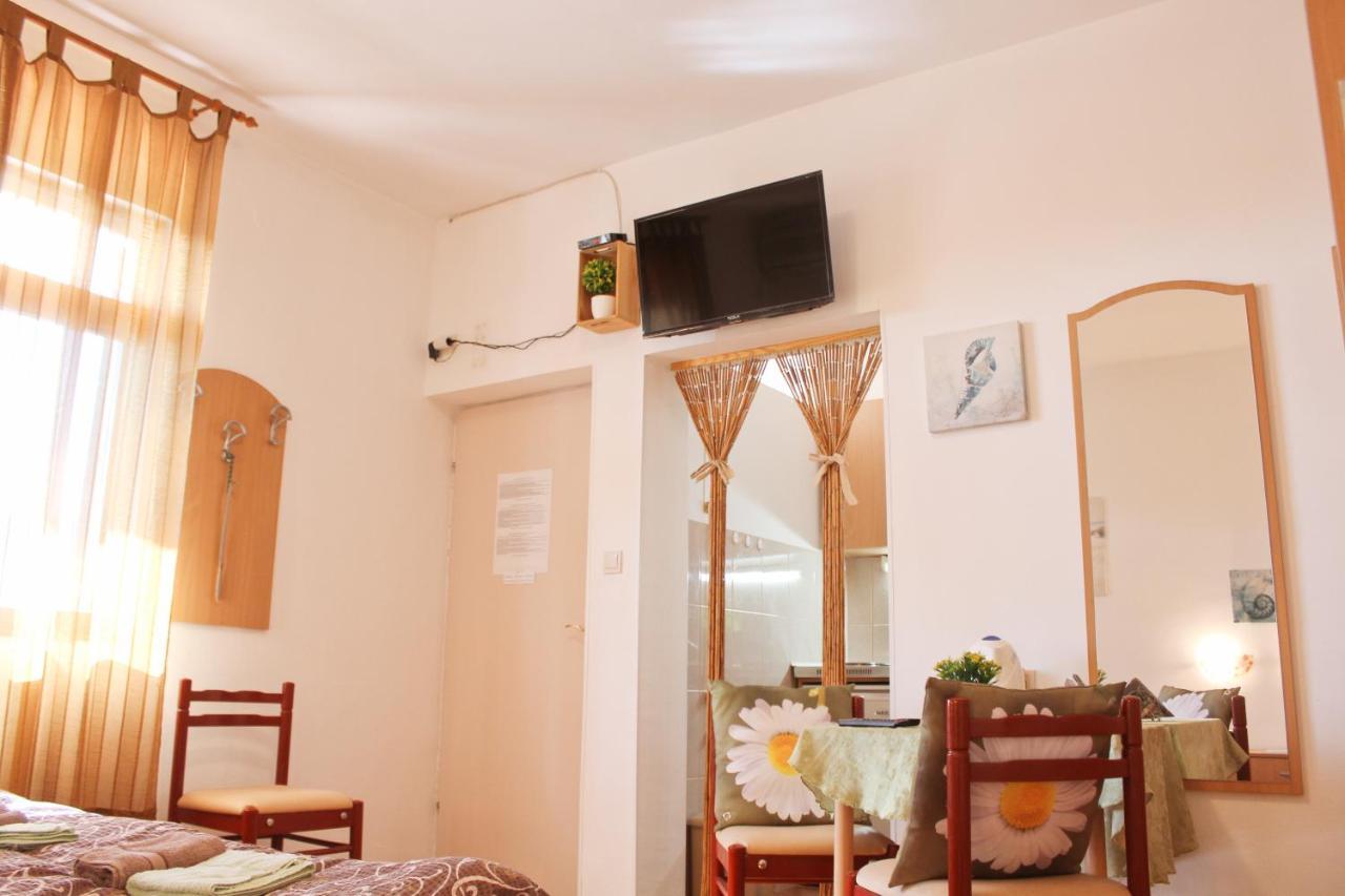 Guest House Tomanovic Herceg Novi Ngoại thất bức ảnh