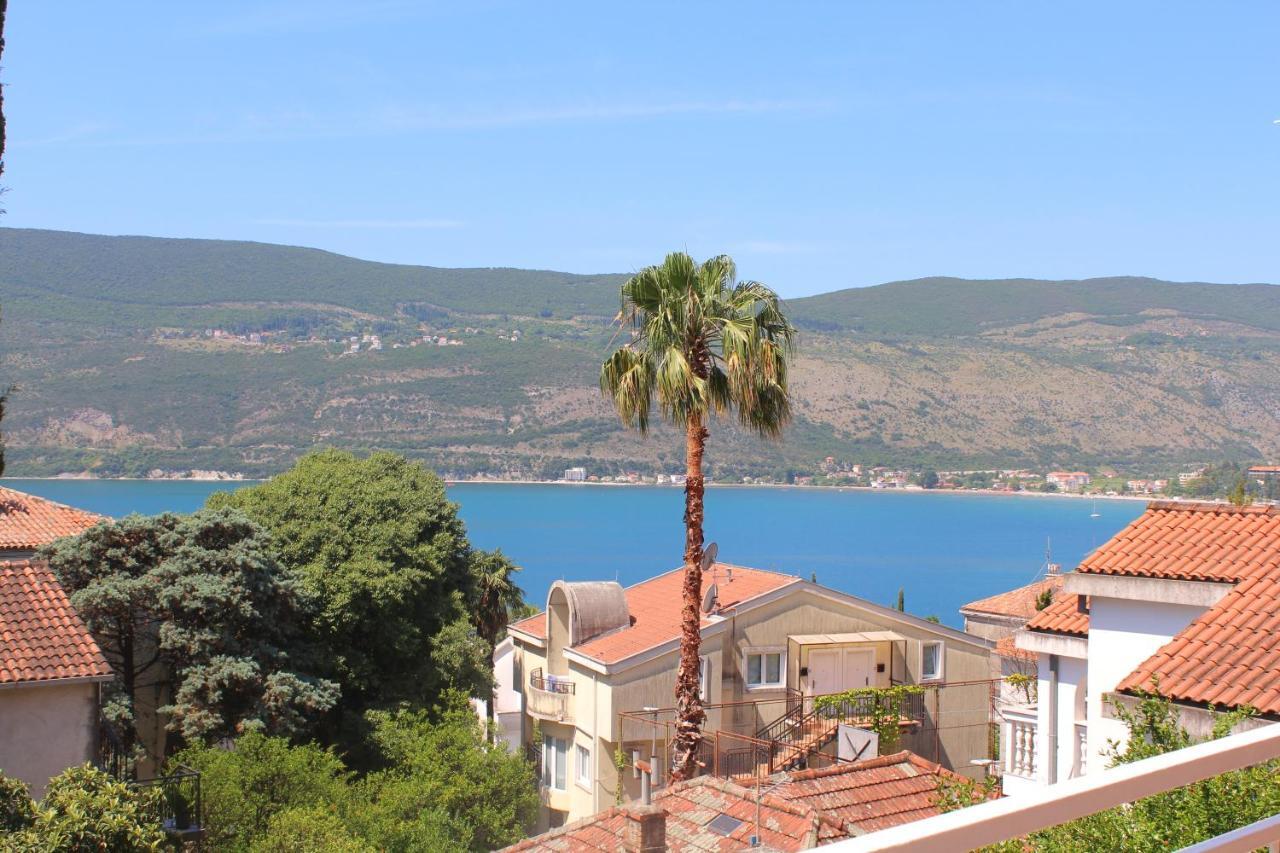 Guest House Tomanovic Herceg Novi Ngoại thất bức ảnh